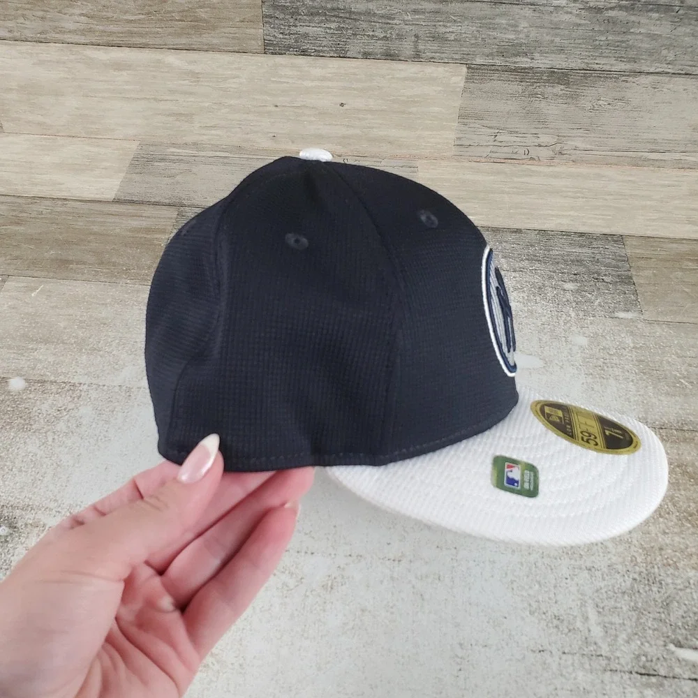 NEW YORK YANKEES New Era 59FIFTY Fitted Hat Sz 7 1/8 MLB Baseball